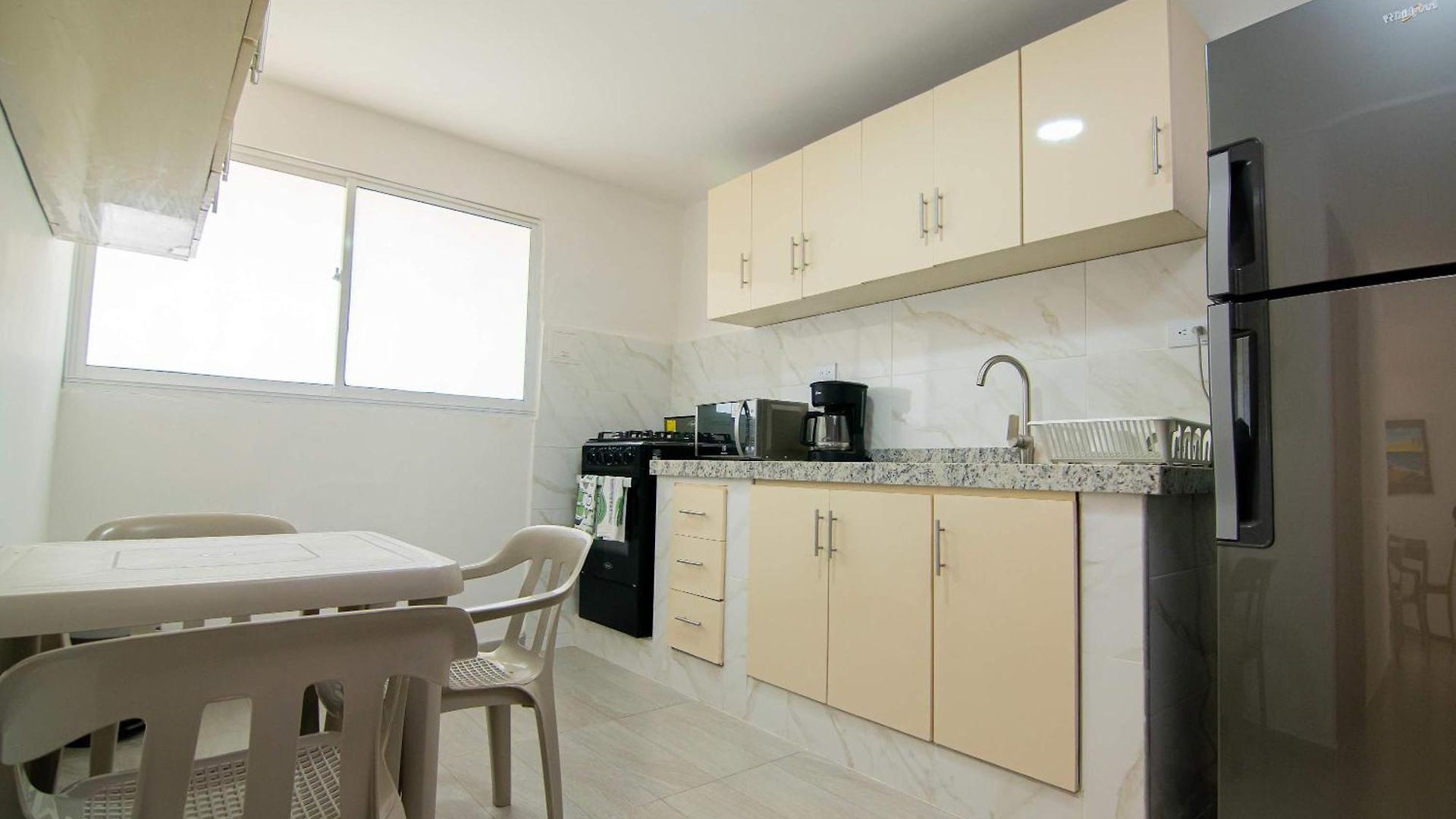 Spacious 3br In Castillo Grande Apartamento *