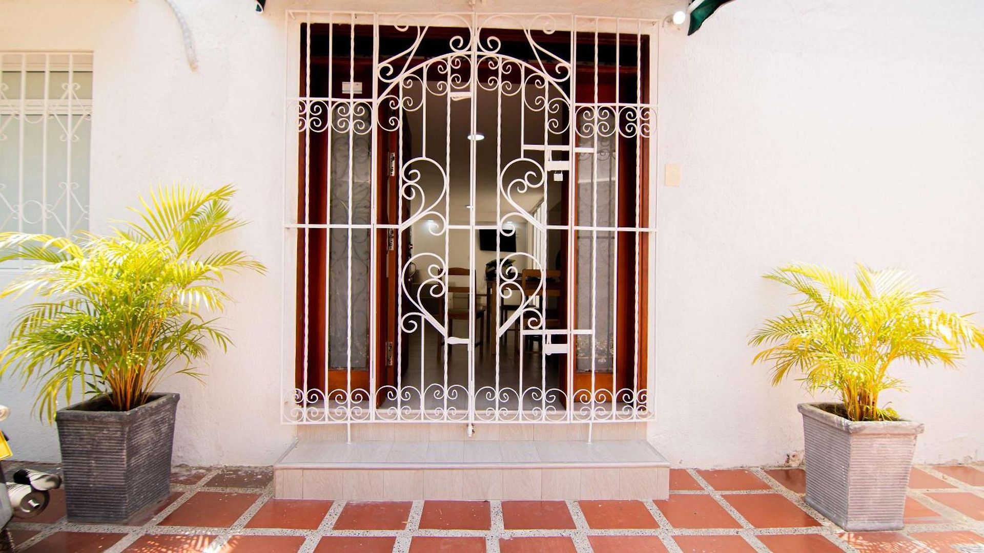 Spacious 3br In Castillo Grande