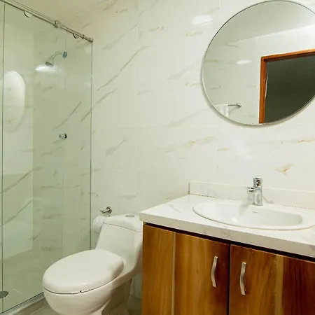 Apartamento Spacious 3br In Castillo Grande *