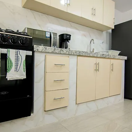Spacious 3br In Castillo Grande