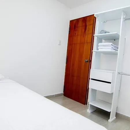Apartamento Spacious 3br In Castillo Grande Cartagena