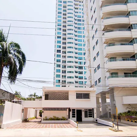 Apartamento Spacious 3br In Castillo Grande Cartagena