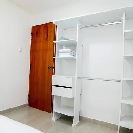 Spacious 3br In Castillo Grande *