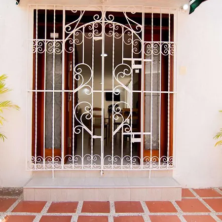 Spacious 3br In Castillo Grande